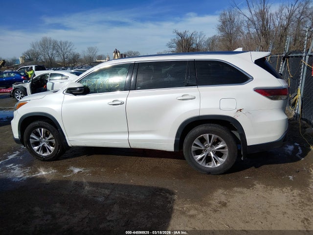 Toyota Highlander Xle V6