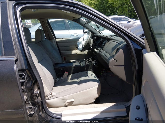 Ford Crown Victoria