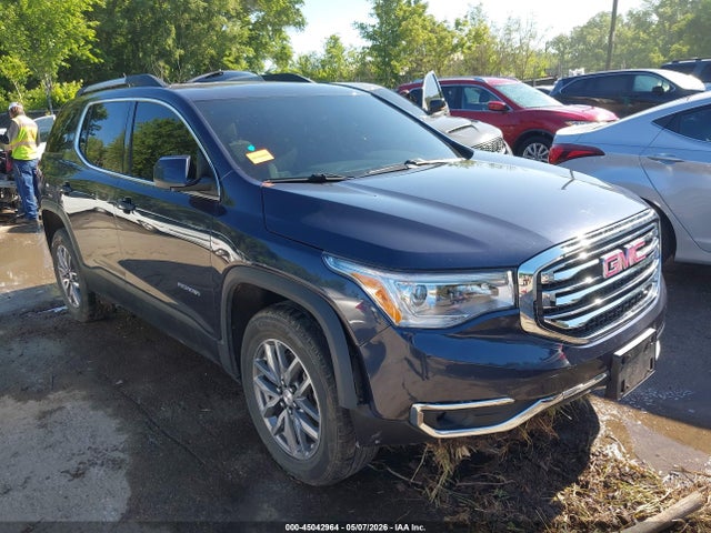 Salvage GMC Acadia Image