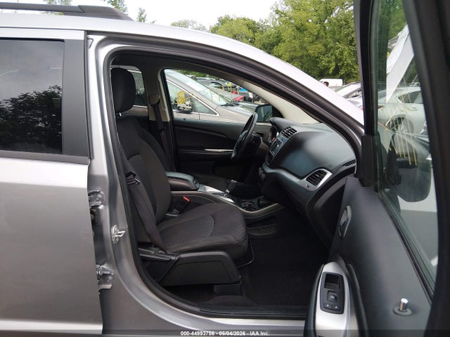 Dodge Journey Se