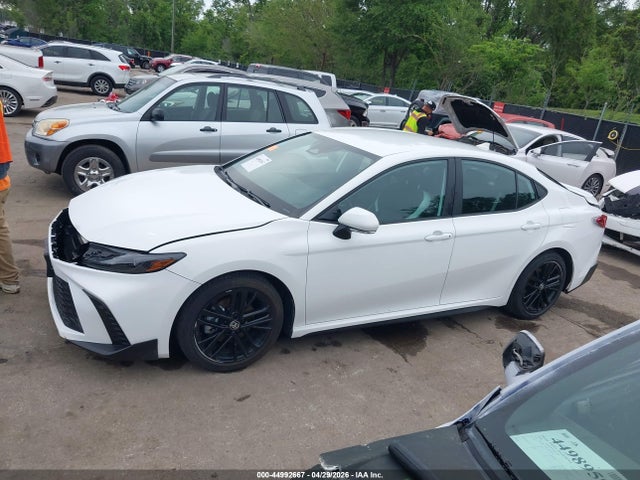 Toyota Camry Se