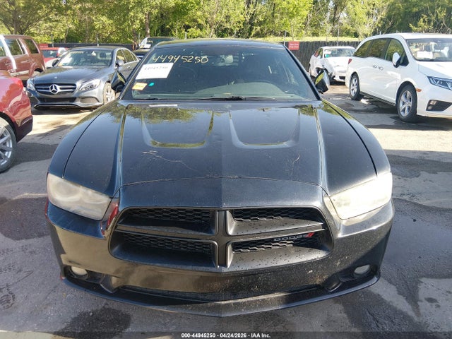 Dodge Charger Sxt