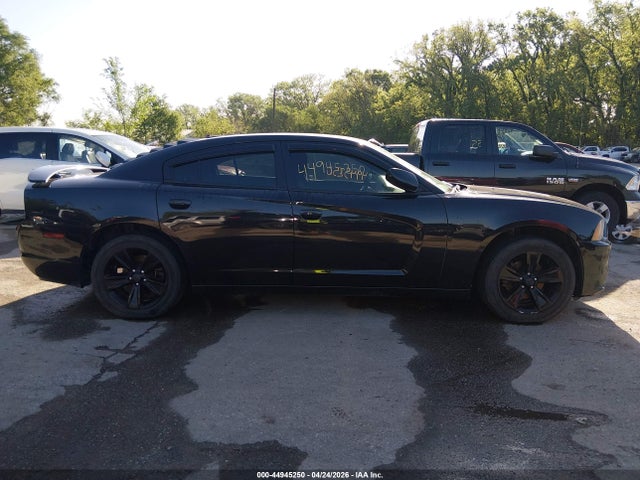 Dodge Charger Sxt