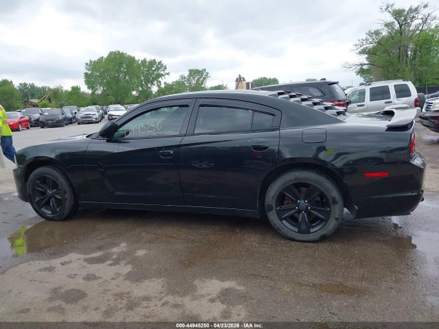 Dodge Charger Sxt