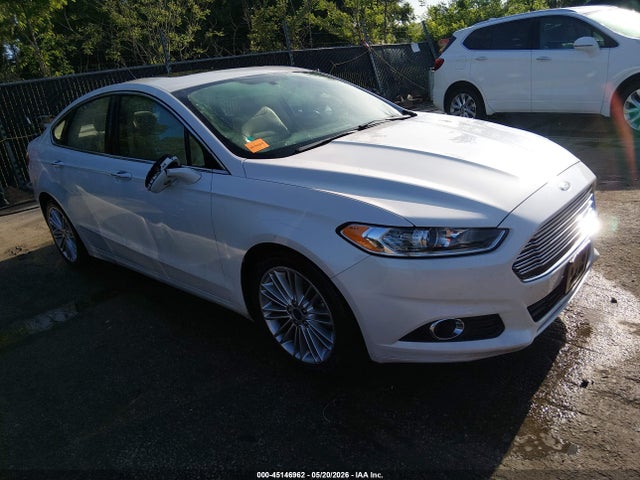 Salvage Ford Fusion Image
