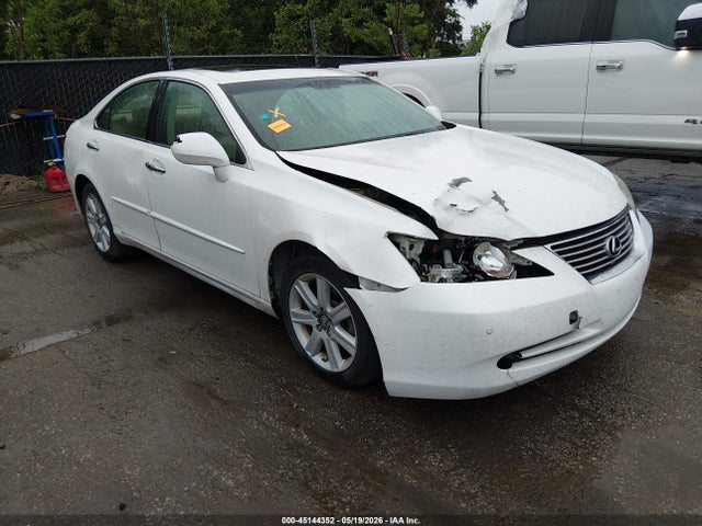 Salvage Lexus Es Image