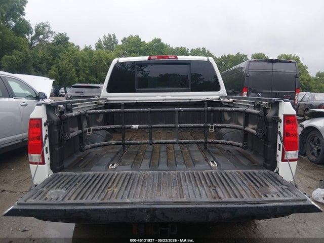 Nissan Titan Sl