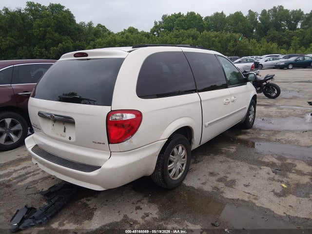 Chrysler Town & Country Touring