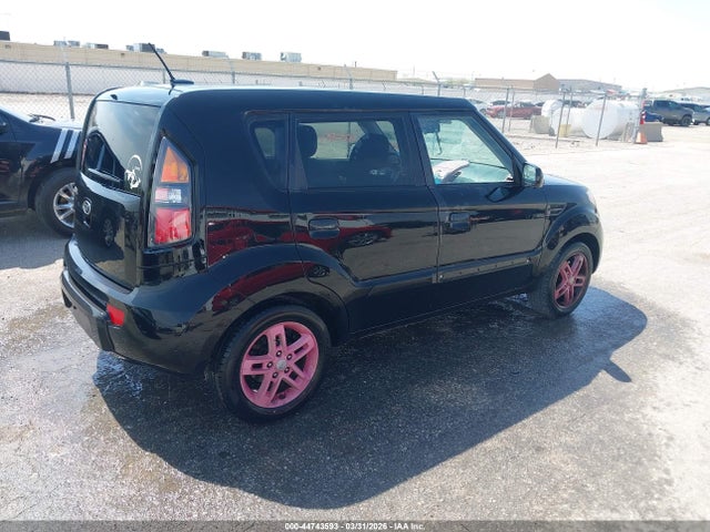 Kia Soul +