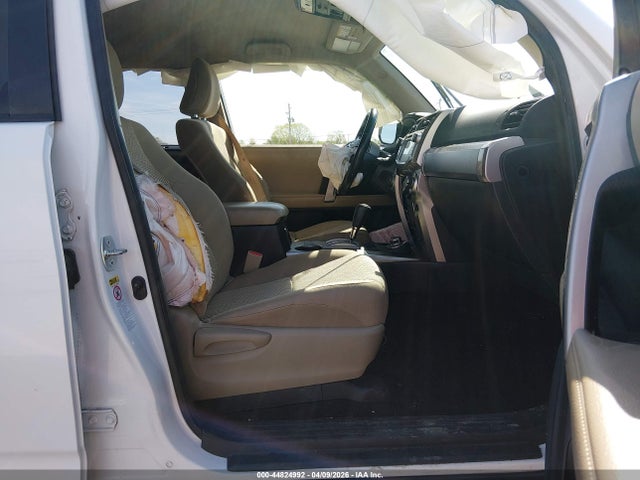 Toyota 4Runner Sr5