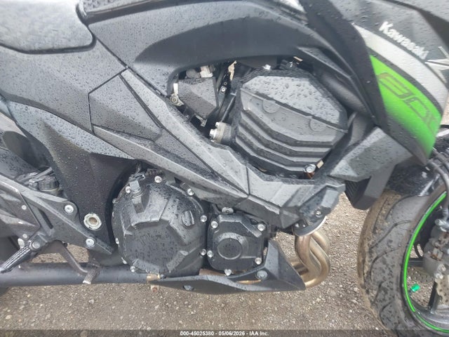 Kawasaki Zr800 B