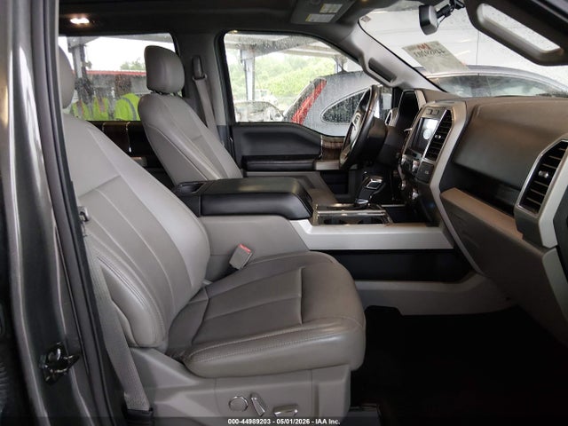 Ford F-150 Lariat