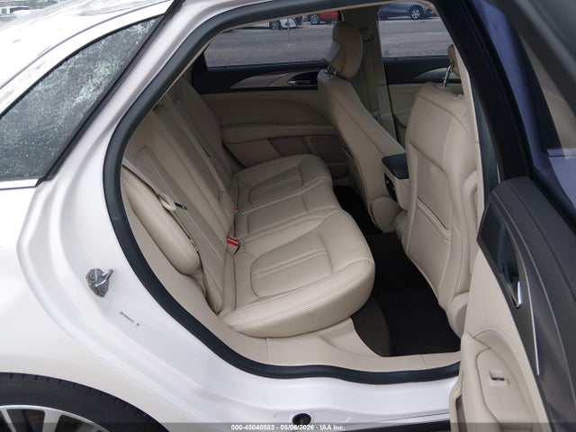 Lincoln MKZ Standard