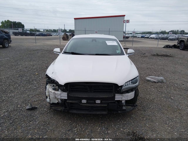 Lincoln MKZ Standard