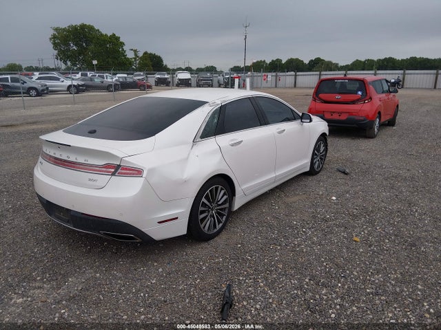 Lincoln MKZ Standard