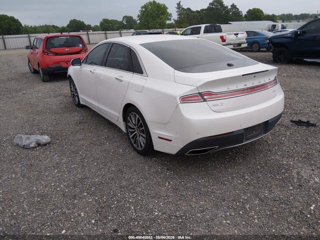 Lincoln MKZ Standard