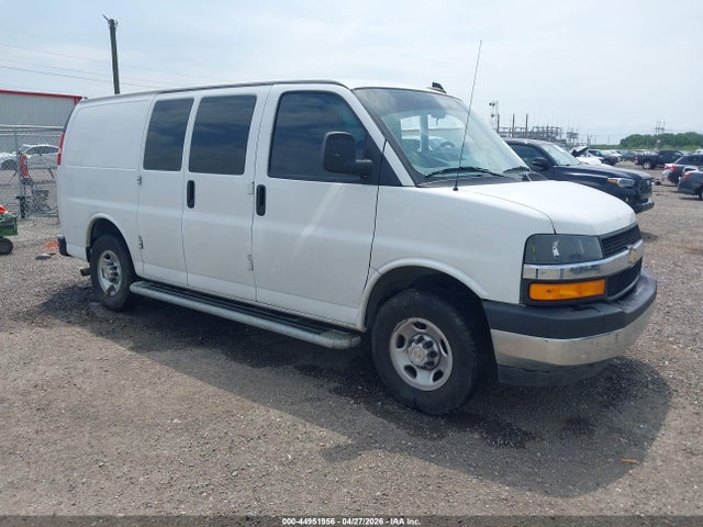 Salvage Chevrolet Express Image