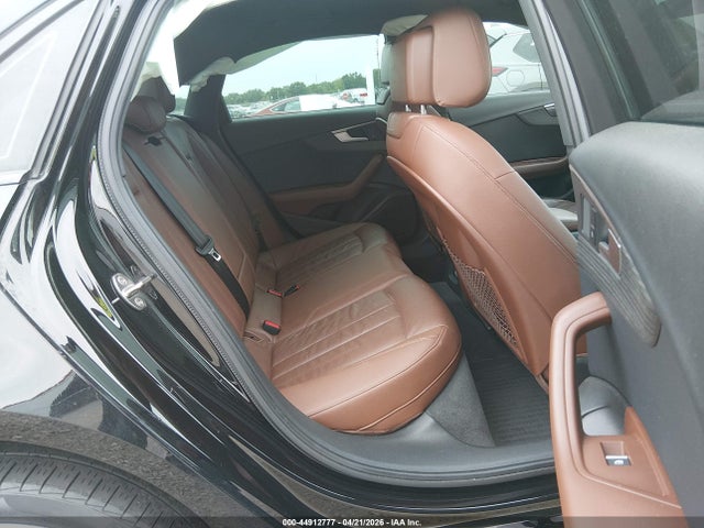Audi A4 2.0t Ultra Premium