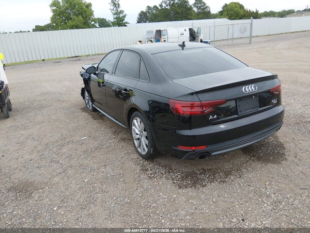 Audi A4 2.0t Ultra Premium