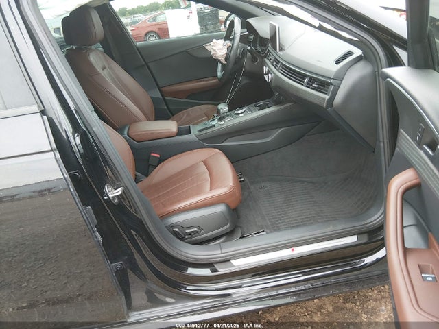 Audi A4 2.0t Ultra Premium