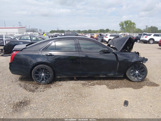 Cadillac CTS Standard