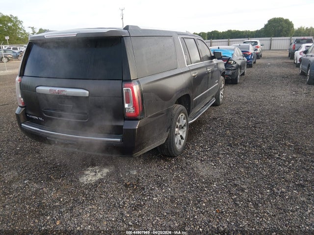 GMC Yukon Denali