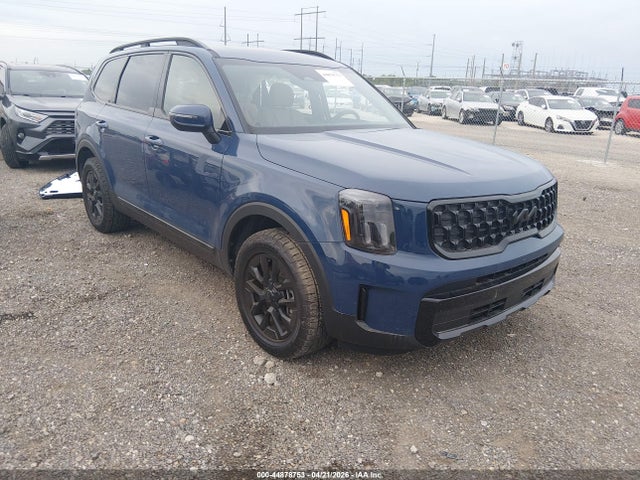 Salvage Kia Telluride Image