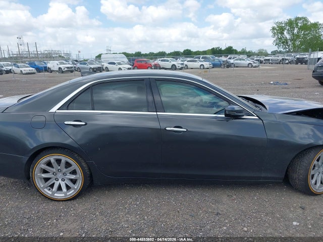 Cadillac CTS Luxury