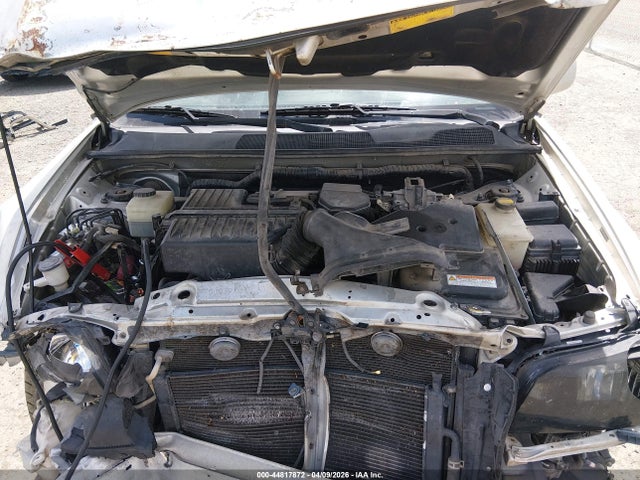 Toyota Highlander Limited V6