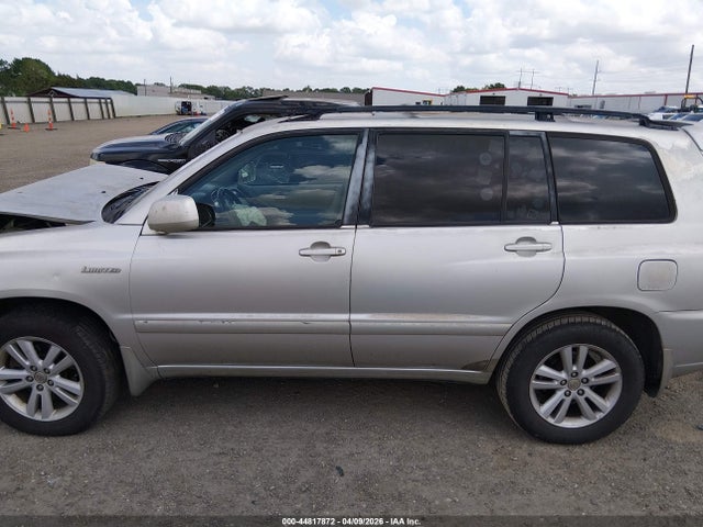 Toyota Highlander Limited V6