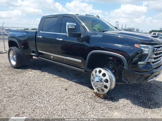 2025 Chevrolet Silverado 3500
