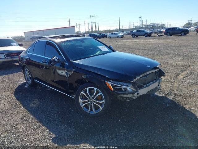 Salvage Mercedes-Benz C-Class Image