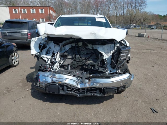 GMC Sierra 1500 4wd  Short Box Slt
