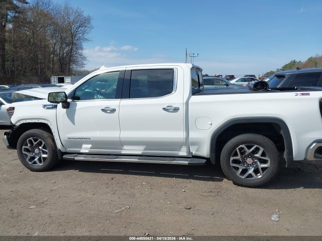 GMC Sierra 1500 4wd  Short Box Slt