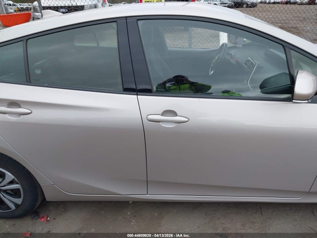 Toyota Prius Prime Plus