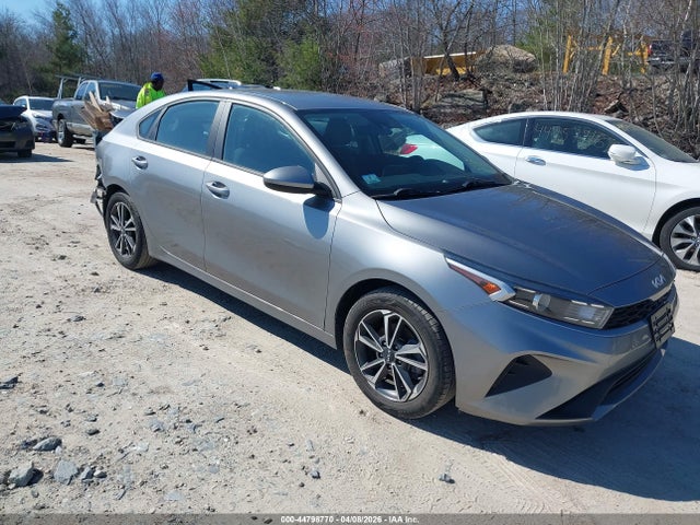 Salvage Kia Forte Image