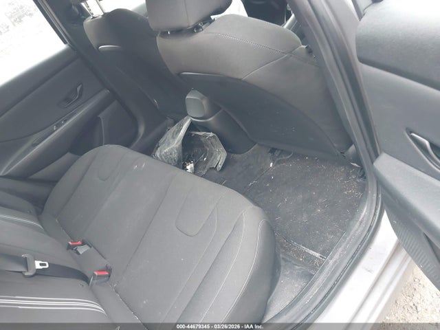 Hyundai ELANTRA Sel Sport