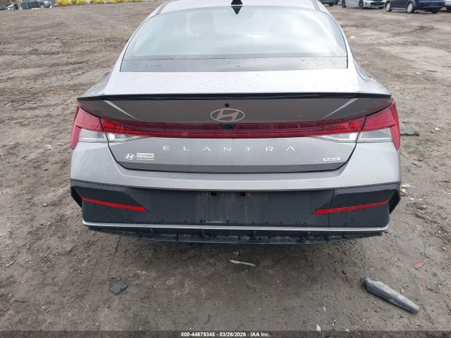Hyundai ELANTRA Sel Sport