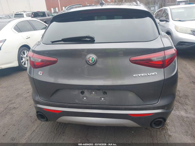 Alfa Romeo Stelvio Ti Awd
