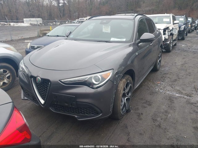 Alfa Romeo Stelvio Ti Awd