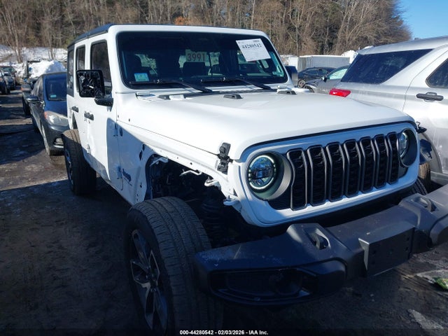 Salvage Jeep Wrangler Image
