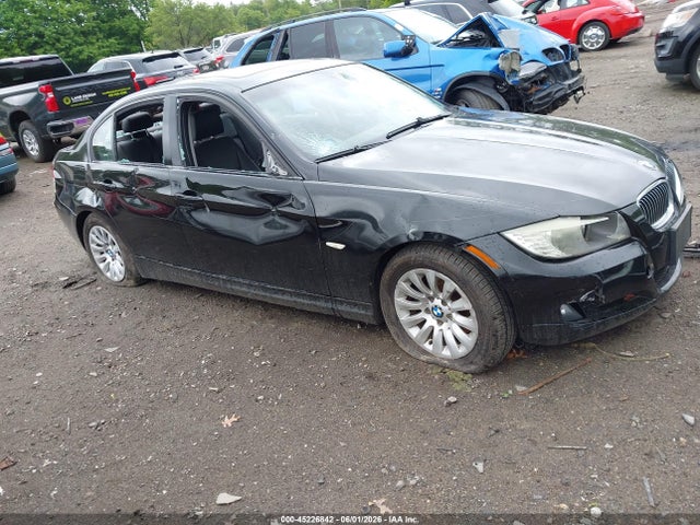 Salvage BMW 3 Series Image