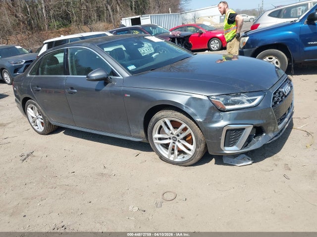Salvage Audi A4 Image