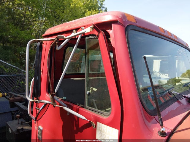 International 4000 4700