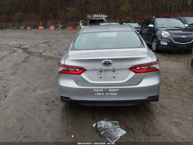 Toyota Camry Le Hybrid