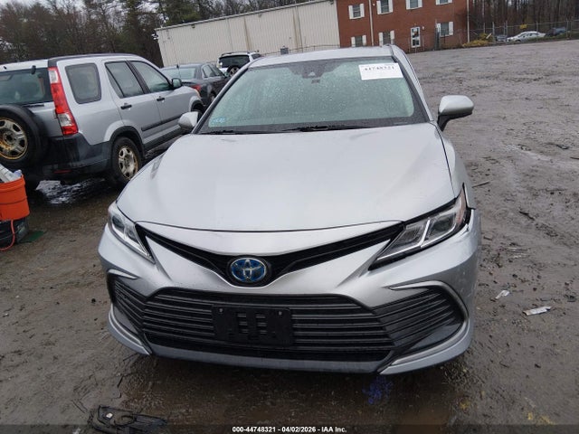 Toyota Camry Le Hybrid