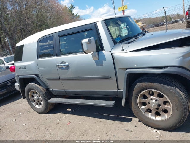 Toyota FJ Cruiser