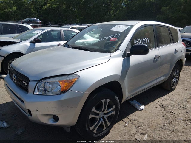 Toyota RAV4 Base V6
