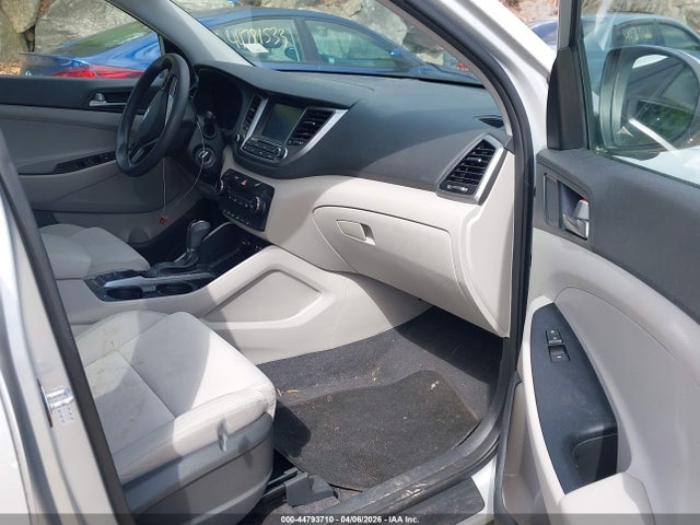 Hyundai TUCSON Sel