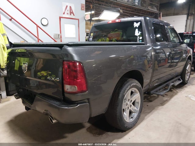 Ram 1500 Express  4x4 5'7 Box